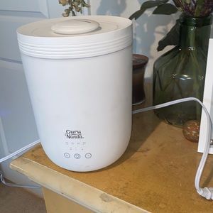 Large guru nanda humidifier and diffuser